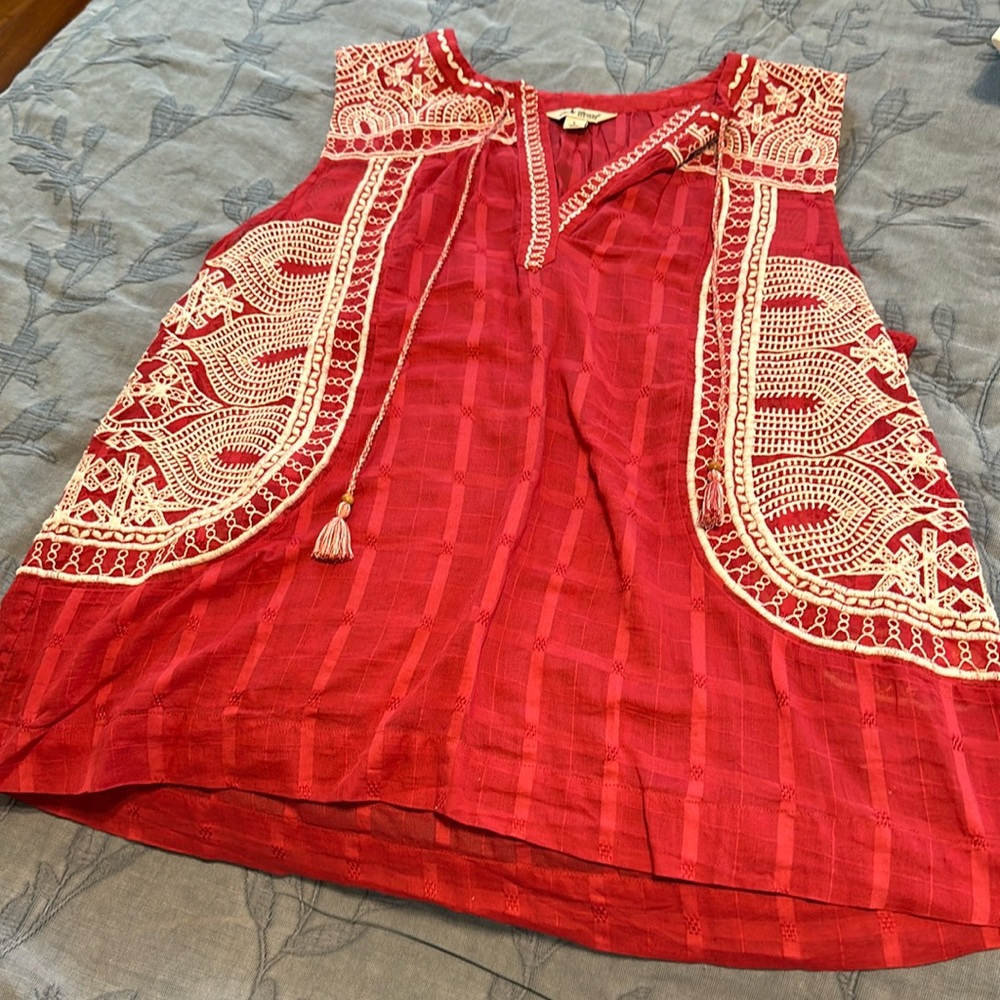 Lucky Brand. Large. Embroidered.